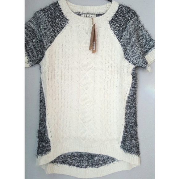 Sweaters - Super Soft Short Sleeve Sweater
